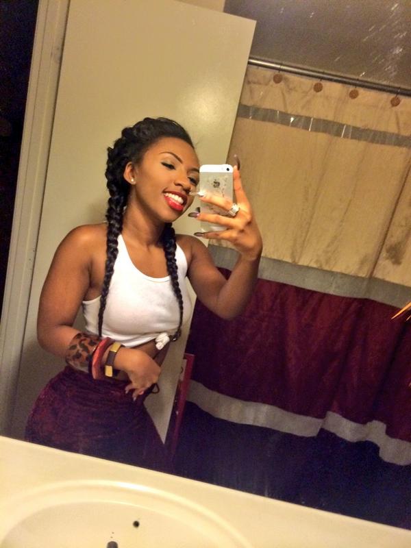 NaturalBadAssss's tweet photo. 😂😂😂 when a bitch say I'm ugly 😂😂😂😂😂😂😂😂😂😂 http://t.co/ojepbeJT2w