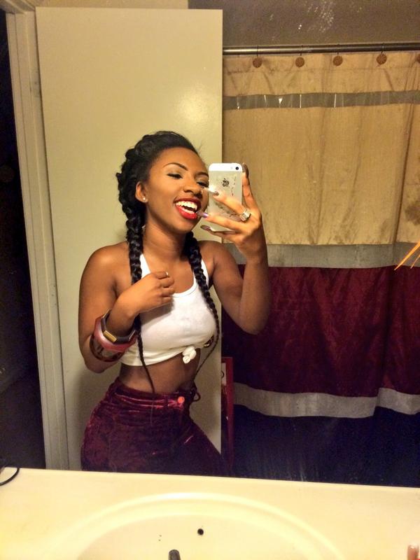 NaturalBadAssss's tweet photo. 😂😂😂 when a bitch say I'm ugly 😂😂😂😂😂😂😂😂😂😂 http://t.co/ojepbeJT2w