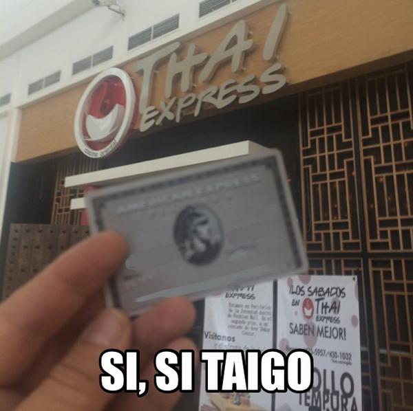 CHICHARRlN's tweet photo. En los restaurantes modernos ya te preguntan antes de entrar si traes tarjeta http://t.co/wRd8PjdOyu