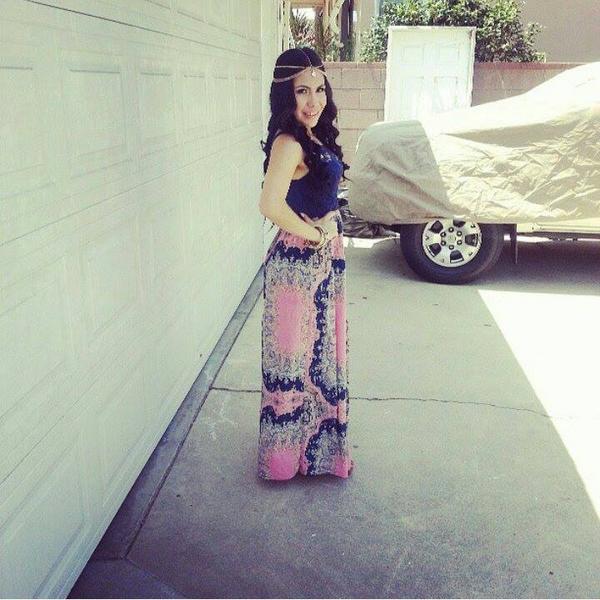 LasIntegrales's tweet photo. Ya está en #LatinasIntegrales el mejor look de la semana.

http://t.co/0TP9VNyOYU http://t.co/r2oy2KCY56
