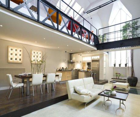 Why stay in a hotel when you can rent an apartment? bit.ly/YpXyqo