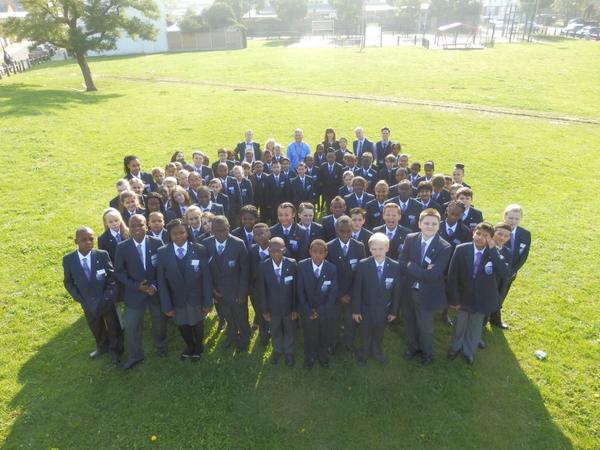Amazing first week at <a href="/OasisSilvertown/">Oasis Academy Silvertown</a>  - <a href="/ClaxtonCharles/">Charles Claxton</a> with staff and pupils. BelieVe in Better!