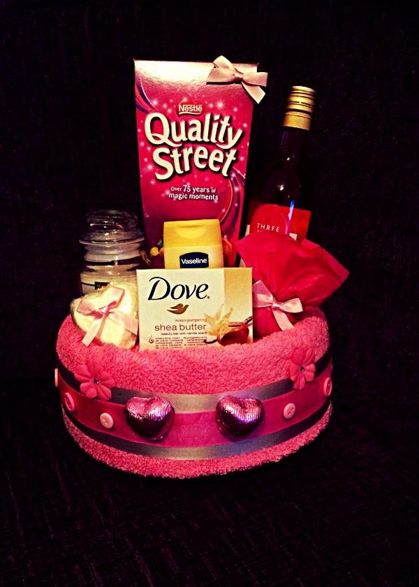 SentWithlove00's tweet image. #towelcake #newmummy #perfection #WomanInBiz #pregnant #newbaby 💗m.facebook.com/sentwithlovecr…