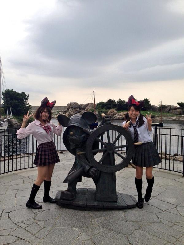 O Xrhsths 酒井蘭 Sto Twitter 小林さやかと制服ディズニーなう W ディズニーシー ハロウィンなので仮装しました 制服 ツインテール Http T Co Rqazfqxaju