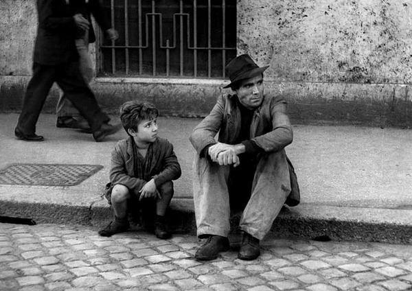 Nominado por <a href="/Ruhimal/">Rubén Hidalgo</a> #FotoCinefila #ElLadróndeBicicletas Nomino a <a href="/antonioroda/">Antonio Roda</a> @AlexGarciactor <a href="/cuestaantonio/">Antonio Cuesta</a>