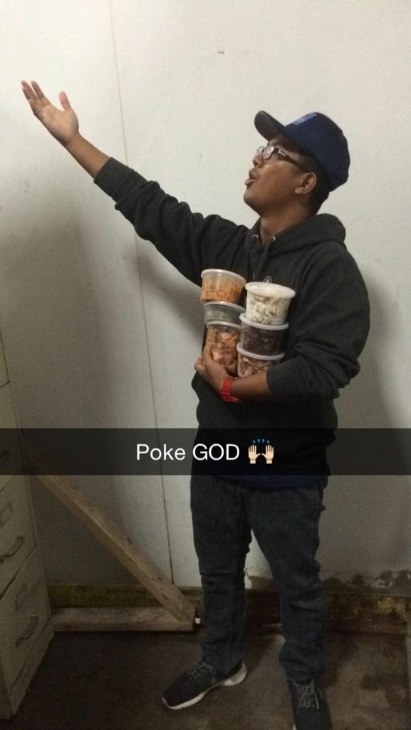 Manongjaren's tweet image. Poke god. #FishGameStrong