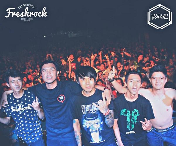ALBADOS_Crew's tweet photo. kenang-kenangan dari Jakarta @LKFAofficial http://t.co/SxHAHCltvP