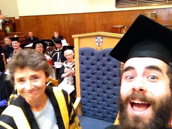 edwarddotevans's tweet image. @GoldsmithsUoL #goldgrad #Graduation #Selfie
