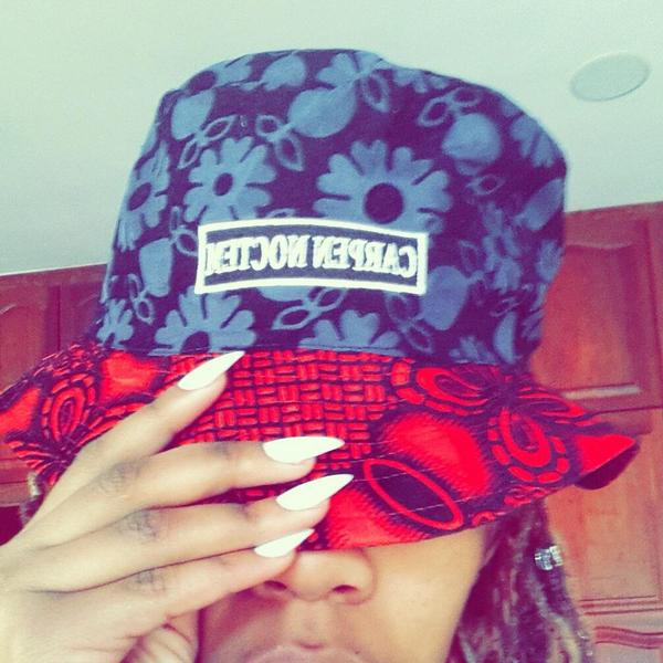 LebangKgosana's tweet image. @CarpenNoctem I wasnt a fan of spotees till this!!! #BucketHat #Spotee #SameIsh #iAintAbornFree lol