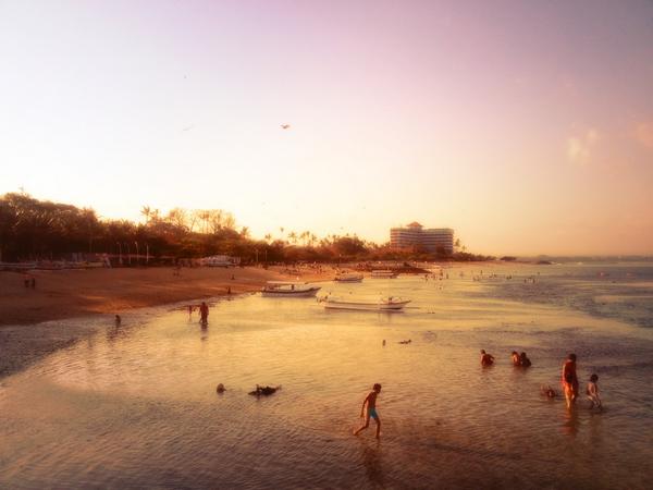 edosantoni's tweet photo. Sanur Bali, thanks for making me feel at home and welcomed! #bali #sanur http://t.co/JpvEq4Y5uv