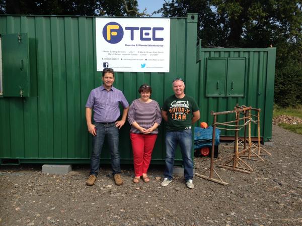 Fifields (@fifieldsdevon) on Twitter photo FTEC Dan & Steve Pictured with secretary Rachael Banks on a glorious day at Old Mill Lane <a href="/chiefsyouth/">Exeter Youth Rugby</a> #FTEC #Rugby FTEC Dan & Steve Pictured with secretary Rachael Banks on a glorious day at Old Mill Lane <a href="/chiefsyouth/">Exeter Youth Rugby</a> #FTEC #Rugby