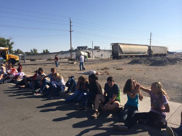 nasftraino's tweet photo. Injured students #HighwayDontCareDrill http://t.co/XNjZTXjHR8