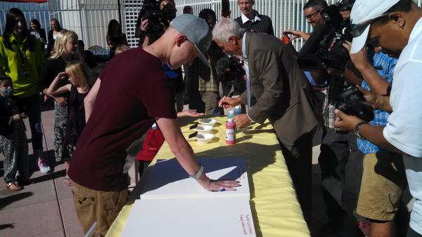 <a href="/primarychildren/">Intermountain Childrens Health</a> hospital receivs #cancer research grant from #Hyundai  patients join  hand print ceremony <a href="/abc4utah/">ABC4 News</a>