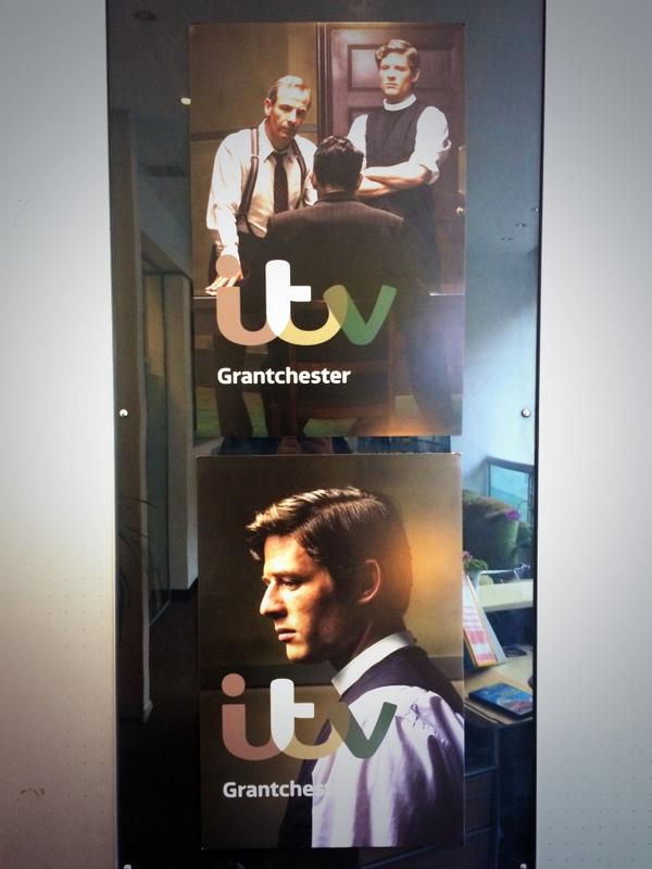 Grantchester ITV 2014, l'adaptation des romans de James Runcie - Page 4 BxL7R6zCYAA7jNf