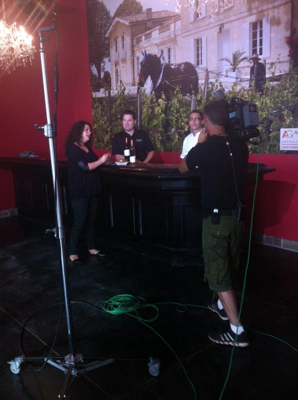 YnDiva's tweet photo. @LoriDtv discussing the @NiagaraWineFest Discovery Pass @Pillitteriwines @KnowJeff http://t.co/ZV5CKnqTSe