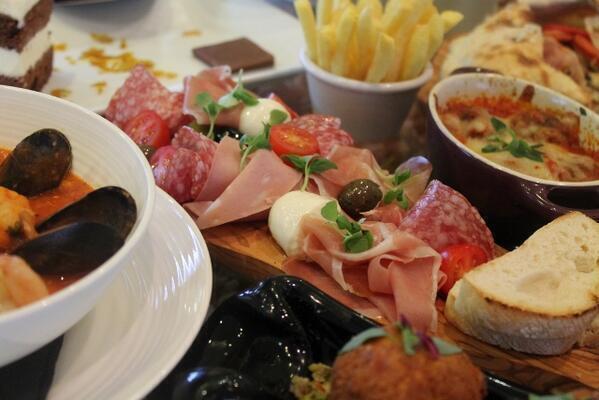 PizzabyGoli's tweet photo. Wednesday Italian goodness on this lovely day! #pizzabygoli #Italiantapas #Suttoncoldfield http://t.co/Mb98ogyIgv
