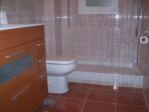 Centralmultise1's tweet photo. Si está pensando en realizar la reforma del baño de su vivienda,le ofrecemos varias opciones...http://t.co/PUygWWJJJL http://t.co/APnFAUZ6oi