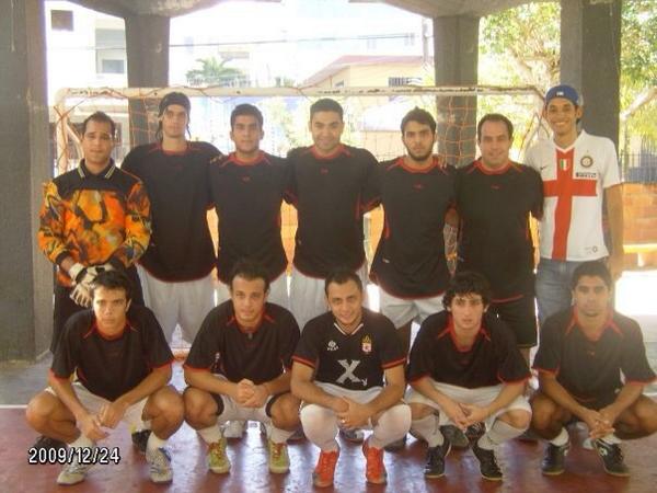 KevinAlmosny's tweet photo. Aqui el equipo completo!! #EvolutionFc http://t.co/9bwut70hOb