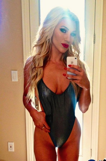 #HappyHumpDay lovers! 🐪💋 http://t.co/w3DzNjMook<a href="/tag/happyhumpday"class="tags">#HappyHumpDay</a>