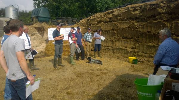 SCNutritionltd's tweet photo. Great meeting on Maize! "Stop Top/Shoulder Waste, Grass or Maize Silage with Ground Salt" Louis Hurdidge SilALL http://t.co/H9LJYu45Nn