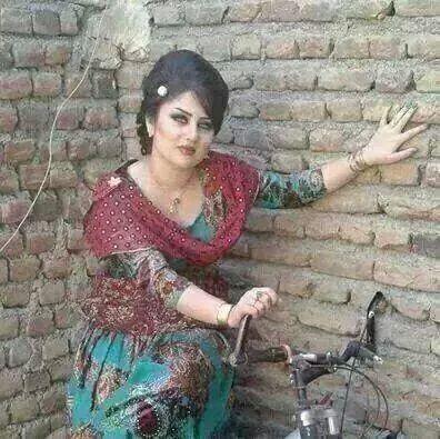 هل أنت مع أم ضدّ 
لبخ الحايط🐢🐢🐢🐢🐢