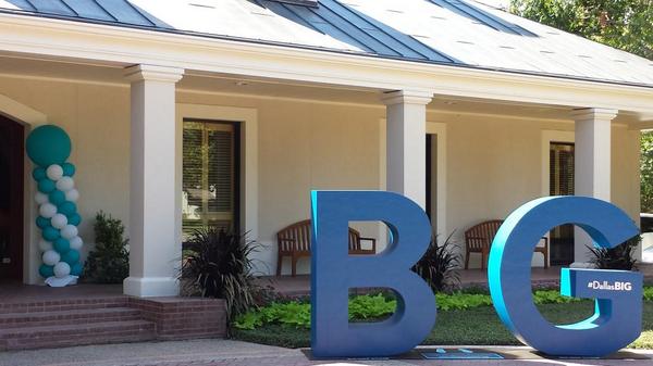 BalloonsDallas's tweet photo. #juniorleaguedallas
#bigdallas
#friscopartystation
#balloonsdallas http://t.co/H0KWzcXo3y