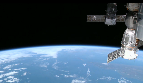 NASA_ebooks's tweet image. NASA TV coverage begins now as three #Exp37 crew back away from #ISS to Earth begins at 6:45pm ET: