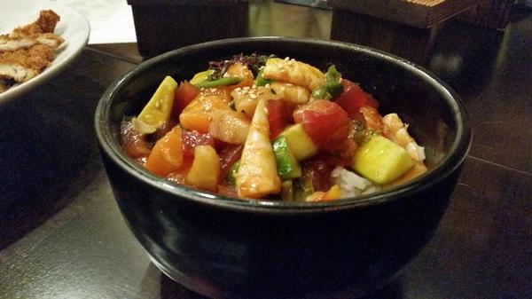 drew4524's tweet image. Bara Chirashi Bowl @RAsushi #KeepingitRA in #Orlando