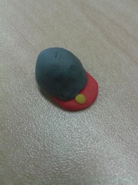 StevenJunggg's tweet image. Making snapbacks at school #econclass