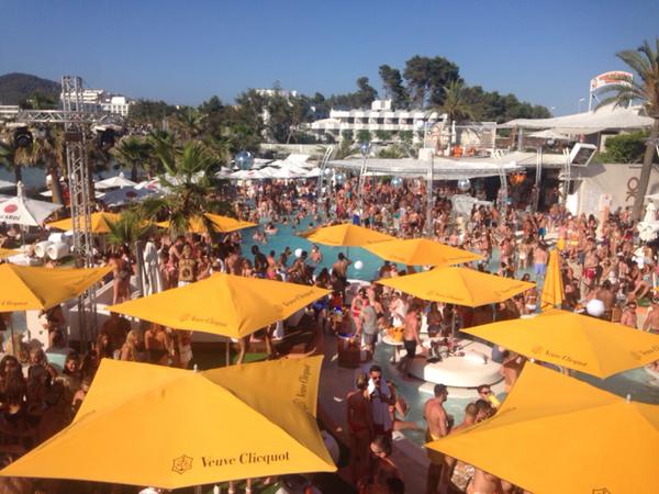 OBeachIbiza's tweet photo. RT if you are joining us back in Ibiza for the closing parties! #notlong http://t.co/WN55Mp0aZu