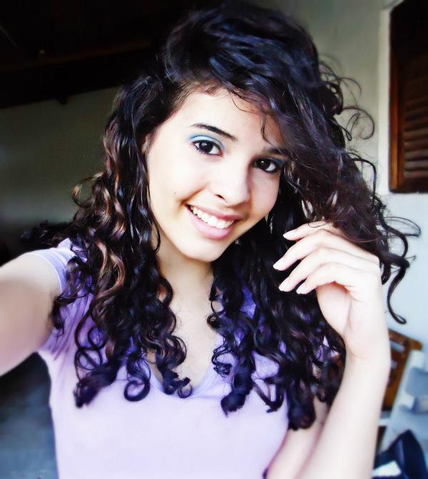 Gabssvieira_'s tweet photo. #Smilando :3 http://t.co/wHPZP1RhCu