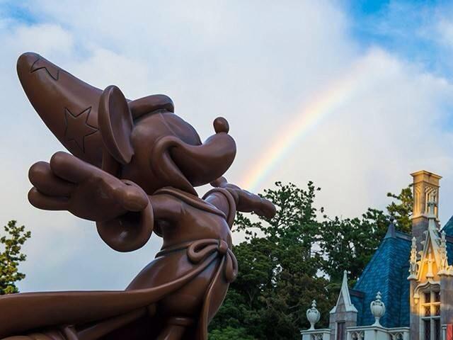 Disney歌詞bot 大切な願い事 誰にでもあるでしょう きらめくシューティングスターに 願いをかけよう 03 ディズニー ドリームズ オン パレードより Http T Co Umulxvx9hu Twitter