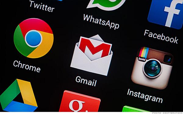 CNNBusiness's tweet photo. Time to change your password: 5 million #Gmail passwords leaked: http://t.co/88zHO2ZqdX via @Jose_Pagliery http://t.co/5RwlI1Mp6H