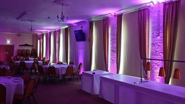 AnyEventDisco's tweet photo. Venue up lighting http://t.co/Uhf55pMP7P