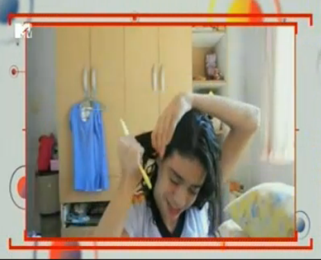 AcervoRNU's tweet photo. #LuaBlancoNoColetivation
NÃO ACREDITO QUE MOSTRARAM ESSE VÍDEO! KKKKKK http://t.co/IJTccviUH7