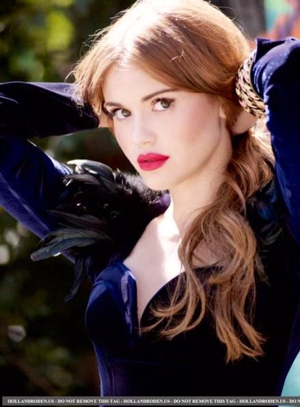 SublimePursuant's tweet image. #WCW @UniqueLamb