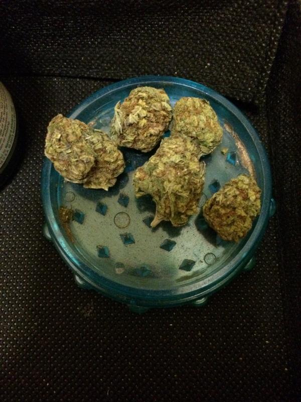 RealBonghitta's tweet image. 