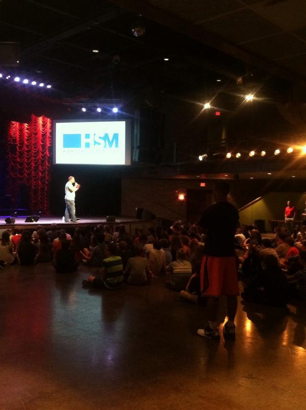 EmilyA_Schmidt's tweet photo. So thankful I met these awesome freshmen tonight & so excited for this #HSMgroup! @HSM_920 @southeastchrist http://t.co/Ilh6AYj00L