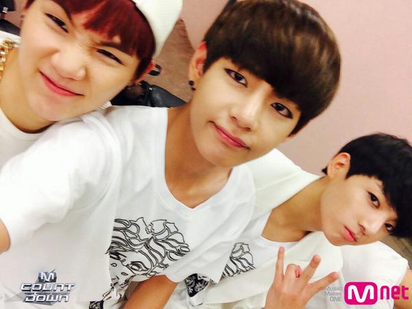 ToTheBANGTAN tweet picture