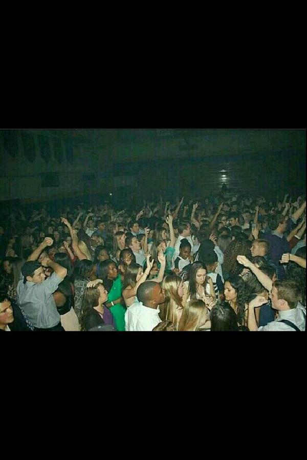 ShubertHarrison's tweet photo. Throwback to when we had a rager in the gym 👌 #Fasc2014 #podiumboys surprise http://t.co/YtvKYTYKc4