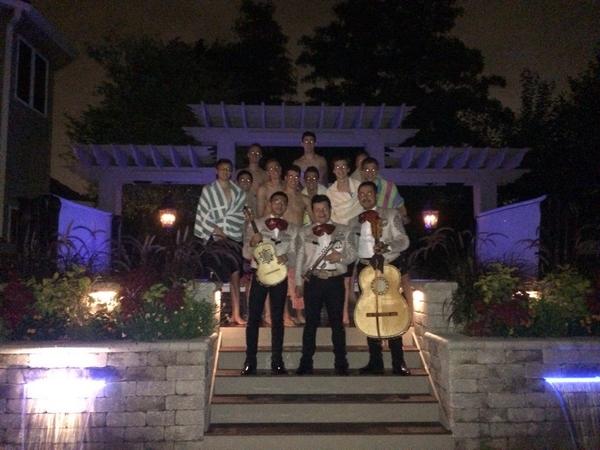 HTWcuzzi's tweet photo. Mariachi night 👨#week3 #TGIHTW http://t.co/oONAyKEwek