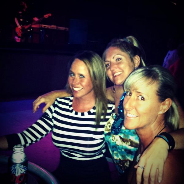 justmetlc's tweet photo. @carnivalcourtlv @HarrahsVegas @lavegaslocals http://t.co/5oe3fNkVhi