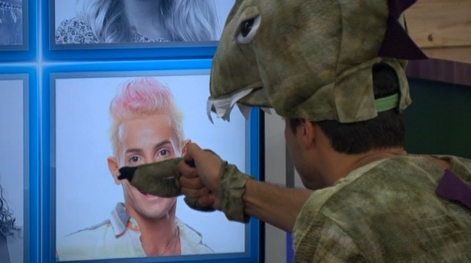 BBFeedster's tweet photo. Both Derrick and Cody are studying the different facial features of people for the face morph POV competition. #BB16 http://t.co/GGr104Qfye