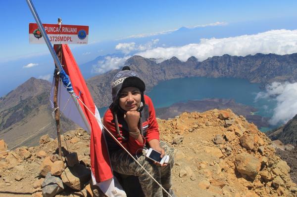 Terbayar sudah lelah, letih membawa beban berat demi sebuah view Surganya Indonesia #Rinjani " <a href="/stalakto/">Stalakto</a> <a href="/SMAN23JKT/">SMAN 23 JAKARTA</a>