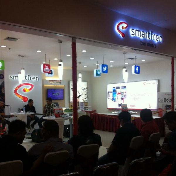 event MOG tweet media