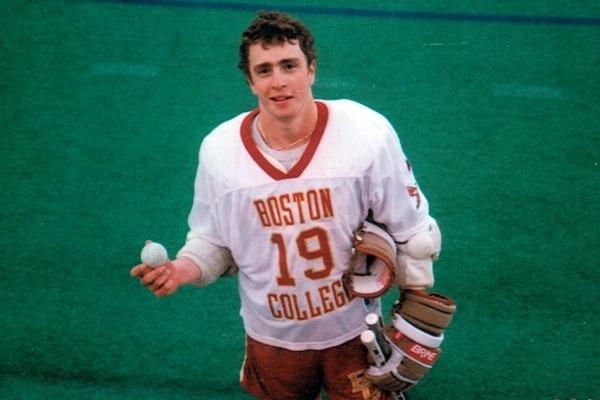 OnlyInBOS's tweet photo. Never Forget Welles Crowther. #RedBandana #911anniversary http://t.co/OLxVseiE6a