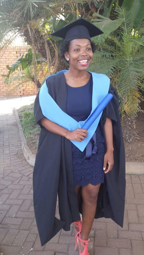 FloMasebe's tweet photo. Pfunzo a i ţahaledziwi, ri tou vhala. Ahee Mufamadi, Ahee! @Nkhangwemashau http://t.co/m8V5Kqq1ib