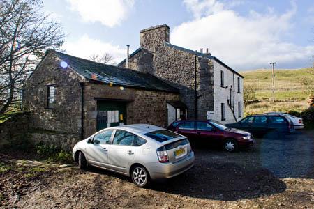MeHereWhereYou's tweet photo. @MeHereWhereYou - Two cavers rescued after getting lost in Ease Gill system
Read more: http://t.co/mJDTDXd6fO http://t.co/u1rW0stJES