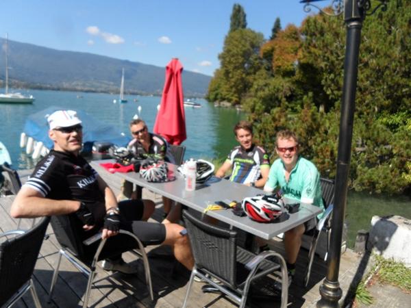 CITYIMPACT2014's tweet photo. #alpinechallenge2014 Serious about cycling ! @Spinnofflondon @HotChillee http://t.co/julCDn3oCB