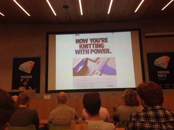 le_gars's tweet image. Knitting addon for Nintendo! #frozenrails